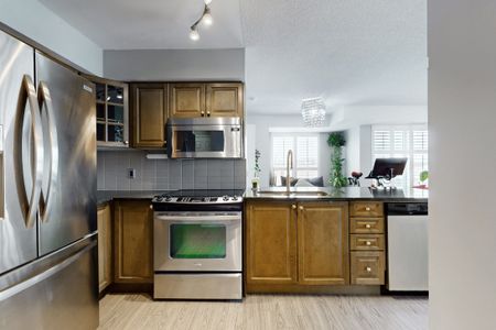 For Lease - 60 Fairfax Crescent Unit# 230, Toronto, Ontario - Photo 2