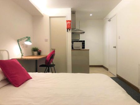 Studio to rent - Photo 3