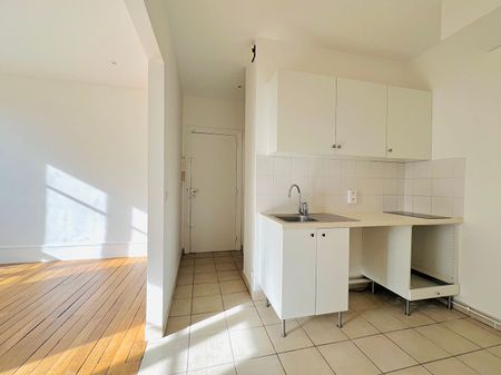 Location Appartement 4 pièces 60m² - Photo 4