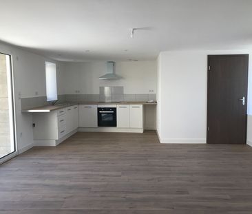 Location Maison 5 pièces 129m² - Photo 6
