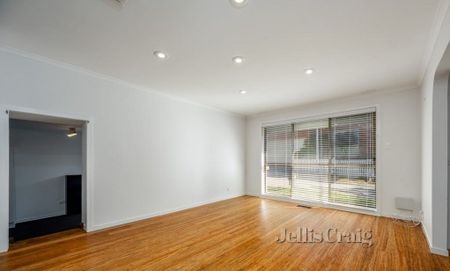 54A Austin Crescent, Pascoe Vale - Photo 4