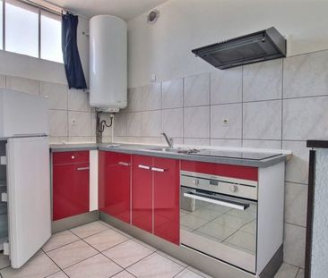 Clermont-Ferrand / Lycées - Appartement T3 - 59 m² - Parking couvert - Photo 1