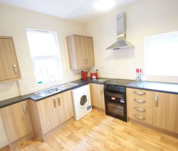 Burdett Avenue, Westcliff On Sea - Photo 4