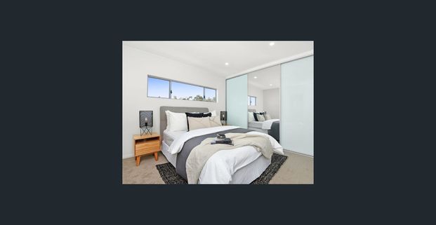 Luxury and Location ! - Photo 1