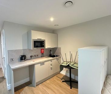 Studio to rent - Photo 5