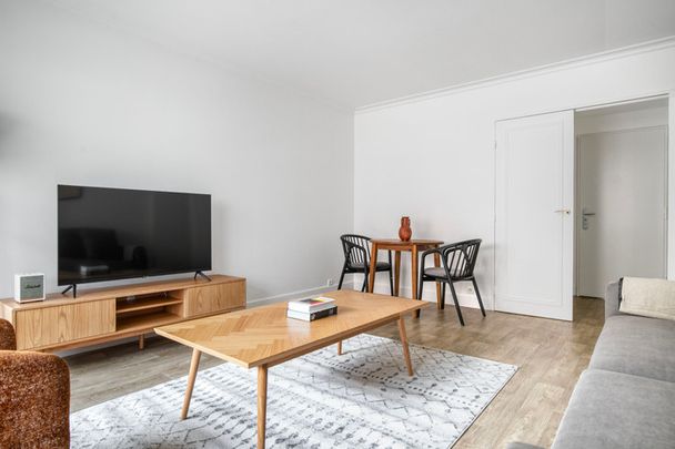 Rue de Lourmel - Photo 1