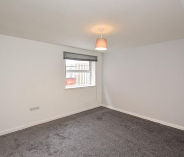 1 bed Apartment for Rent - Photo 3