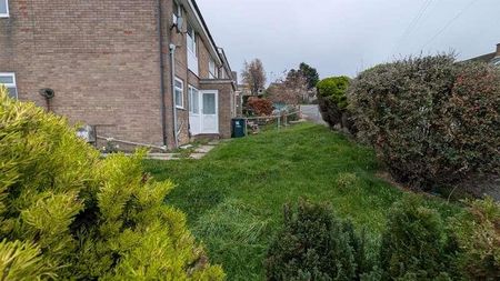 Elm Tree Close, Keighley, BD21 - Photo 4