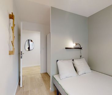 Lyon Jean 23 — Chambre Privée 4 - Photo 3