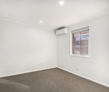 Modern Family Oasis: Spacious 4x2 with Pool & Shed - Photo 1