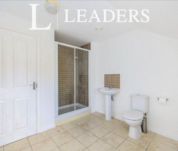 3 bedroom terraced house to rent - Photo 5