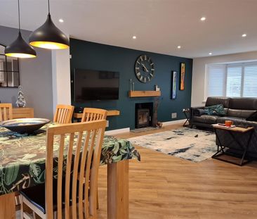 2, Belmont, Hereford - Photo 1