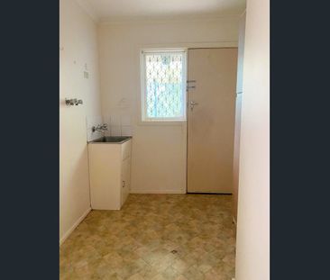 Tranquil Court Location! - Photo 2