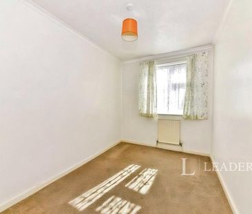 3 bedroom bungalow to rent - Photo 5