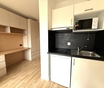 Location Appartement 1 pièce 20m² MAROMME 76150 - Photo 4