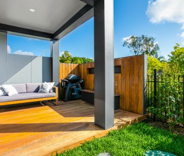 Modern Townhouse in the Heart of Warriewood - Photo 4