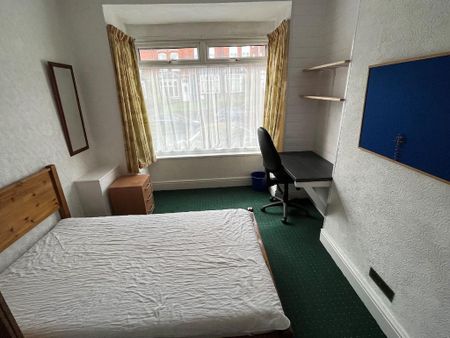 7 bedroom house share to rent - Photo 3