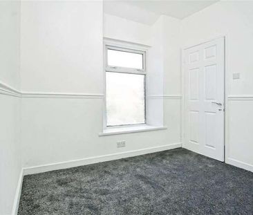 Tower Street, Pontypridd, CF37 - Photo 4