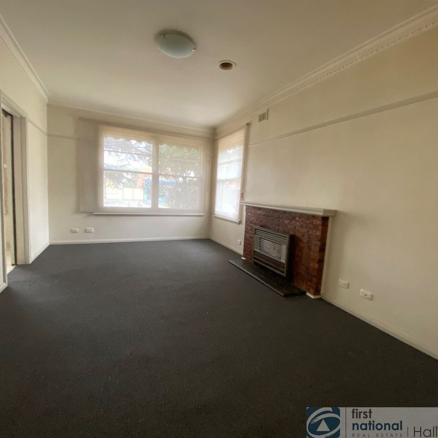 Central Location! - Photo 1