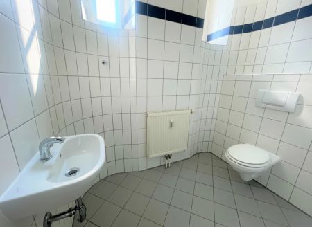 +++ WG-TRAUM +++ Schöne 3-Zimmer-Wohnung in zentraler Lage - Photo 5