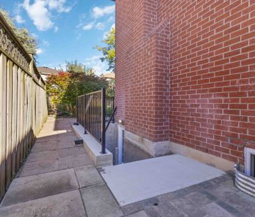 For Lease - 14 Fallingbrook Street, Whitby, Ontario - Photo 1