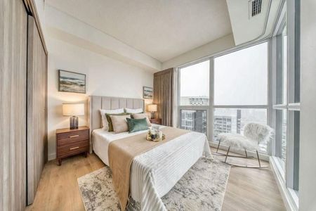 For Lease - 95 Mcmahon Drive Unit# LPH4007, Toronto, Ontario - Photo 4