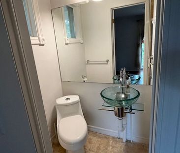 For Lease - 368 Bent Crescent Unit# Main, Richmond Hill, Ontario - Photo 2