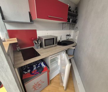 Location Appartement 1 pièce 26m² LILLE 59000 - Photo 1