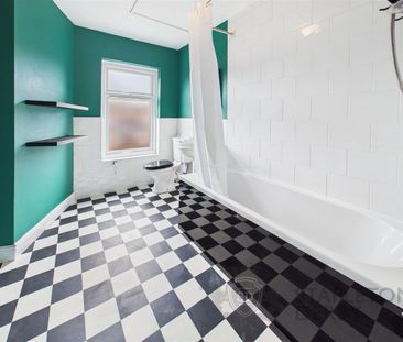 2 Bedroom Terraced House for Rent - Photo 6
