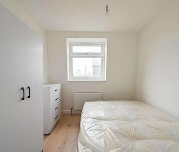 East India Dock Road, Poplar, E14 - Photo 4