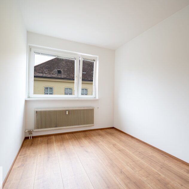 2 Zimmer-Wohnung mit Loggia und Garage im Zentrum von Baden - Photo 1