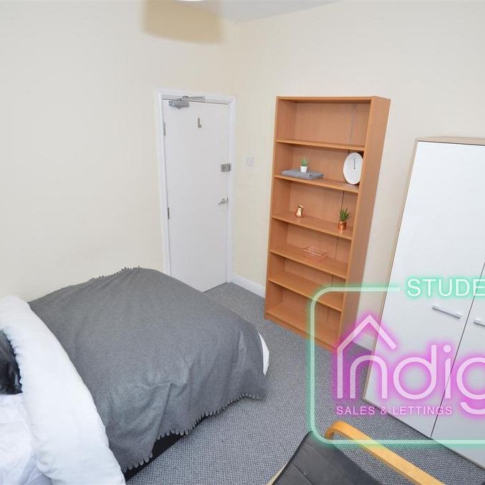 5 bedroom house to rent - Photo 1