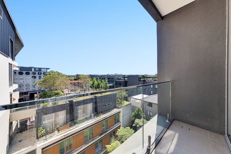 SPLIT LEVEL TWO BEDROOM TWO BATHROOM WITH SECURE PARKING! - Photo 4