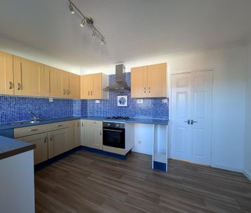2 bedroom terraced house to rent - Photo 3