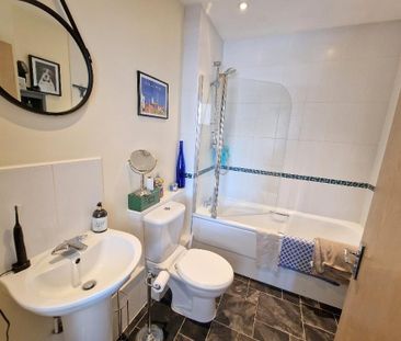 2 bedroom apartment to rent - Photo 2