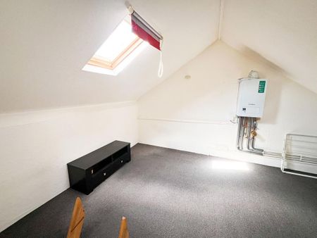 2 bedroom flat to rent - Photo 3