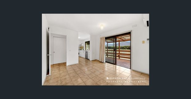 Spacious Family Home in Prime Doncaster East Location! - Photo 1