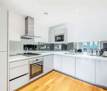 *3D virtual viewing available* - Fantastic one bedroom ground floor... - Photo 6