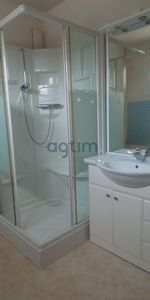 Location Appartement 2 pièces 54m² MONTAIGU VENDEE 85600 - Photo 3