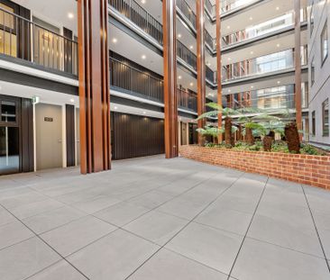 426/55 Currong Street North, Braddon - Photo 1