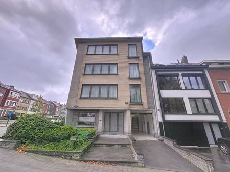 Prachtig appartement met drie slaapkamers in centrum Dilbeek - Photo 4