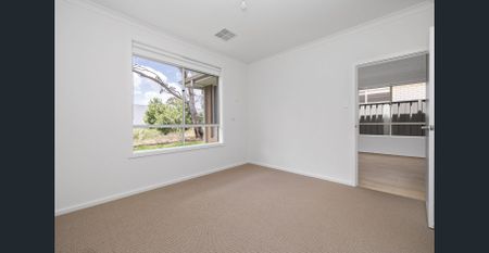 Spacious, Stylish & Brand-New – Family Living at Its Best - Photo 3