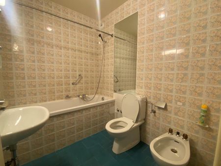 Spacious 4-room apartment on the 3rd floor - Foto 2