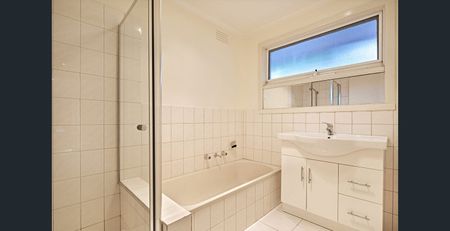 Stylish & Convenient Living in Doncaster East - Photo 3