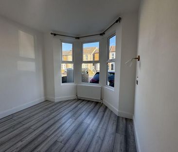 5 bedroom terraced house to rent - Photo 1