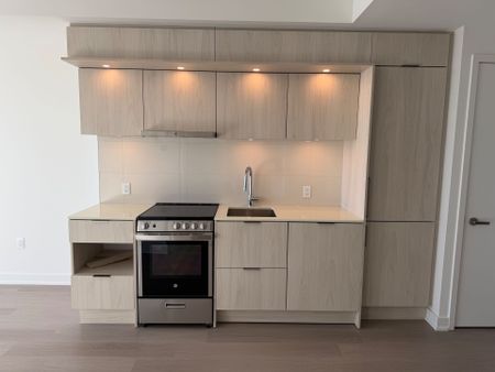 For Lease - 448 Burnhamthorpe Road Unit# 1108, Mississauga, Ontario - Photo 4