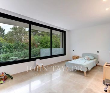 Maison à louer Valbonne, Cote d'Azur, France16 500 EUR / Mois - Photo 6