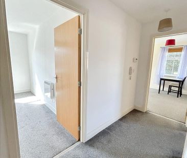 2 bedroom apartment to rent - Photo 3