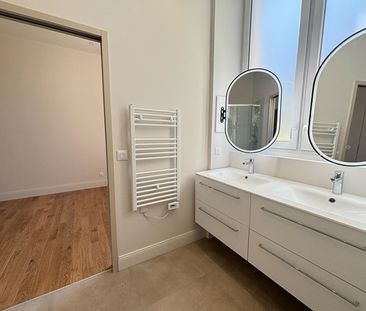 Location Appartement 4 pièces 104m² - Photo 6