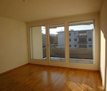 Gemütliche 2-Zimmer-Wohnung in Dübendorf zentral gelegen - Foto 1